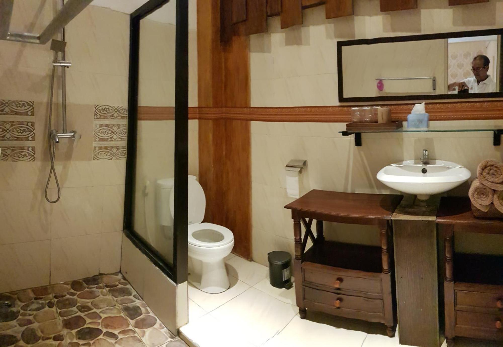 Ethes Coworking - Coliving & Lounge Hotel Ngaglik Luaran gambar